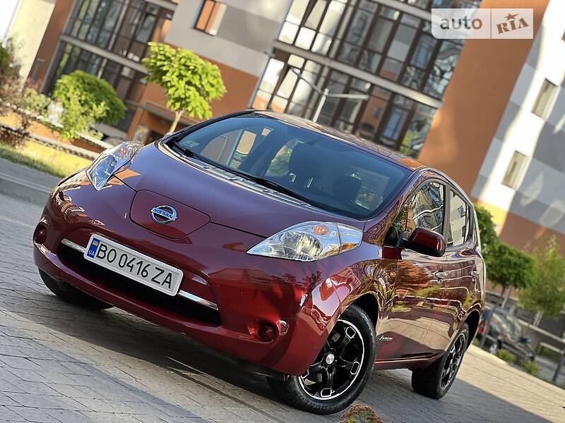 Nissan Leaf 2014