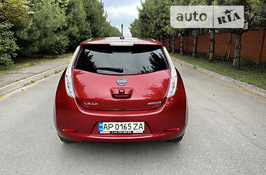 Хэтчбек Nissan Leaf 2013 в Днепре