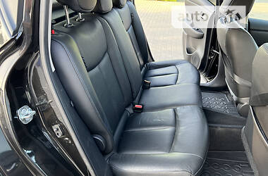 Хетчбек Nissan Leaf 2014 в 