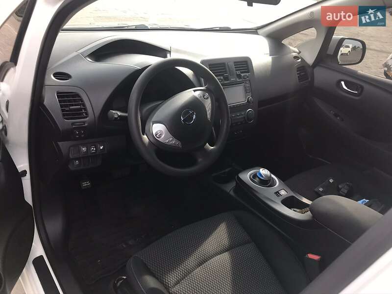 Хэтчбек Nissan Leaf 2016 в Харькове