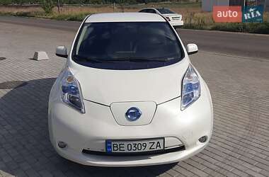 Хэтчбек Nissan Leaf 2014 в 
