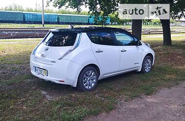 Хэтчбек Nissan Leaf 2013 в Харькове