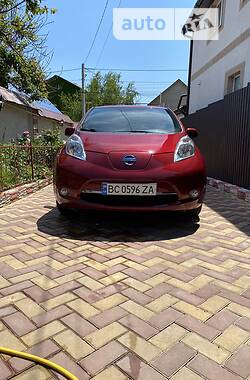 Хетчбек Nissan Leaf 2016 в Одесі