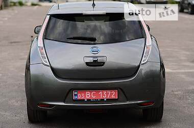 Хэтчбек Nissan Leaf 2017 в Дубно