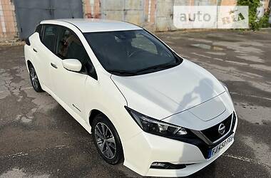 Хэтчбек Nissan Leaf 2019 в Луцке