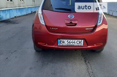 Хетчбек Nissan Leaf 2013 в Рівному