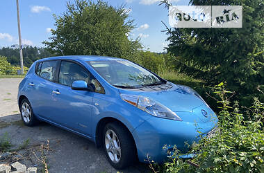 Хэтчбек Nissan Leaf 2012 в Житомире