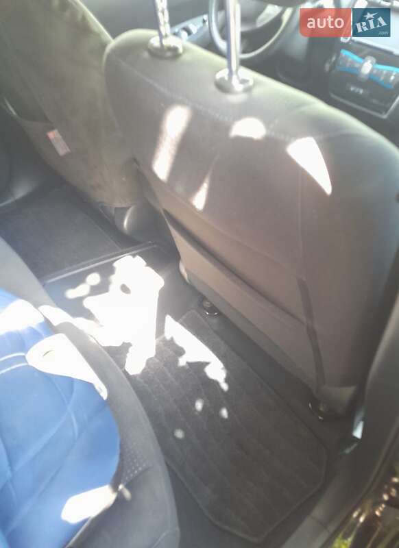 Хетчбек Nissan Leaf 2014 в Диканьці фото 11 Хетчбек Nissan Leaf 2014 в Диканьці