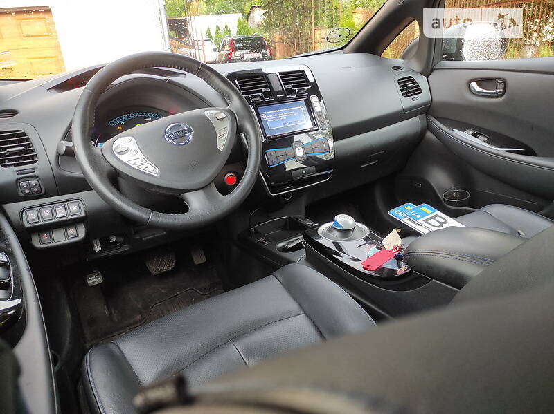 Хэтчбек Nissan Leaf 2014 в Стрые