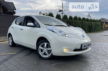 Хэтчбек Nissan Leaf 2012 в Стрые