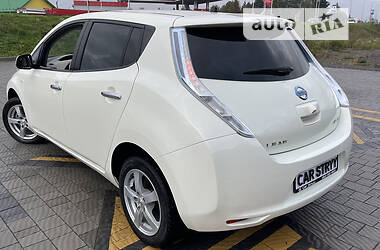 Хэтчбек Nissan Leaf 2012 в Стрые