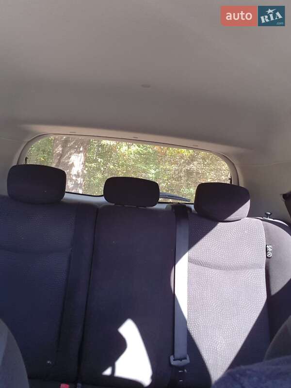 Хетчбек Nissan Leaf 2016 в Києві