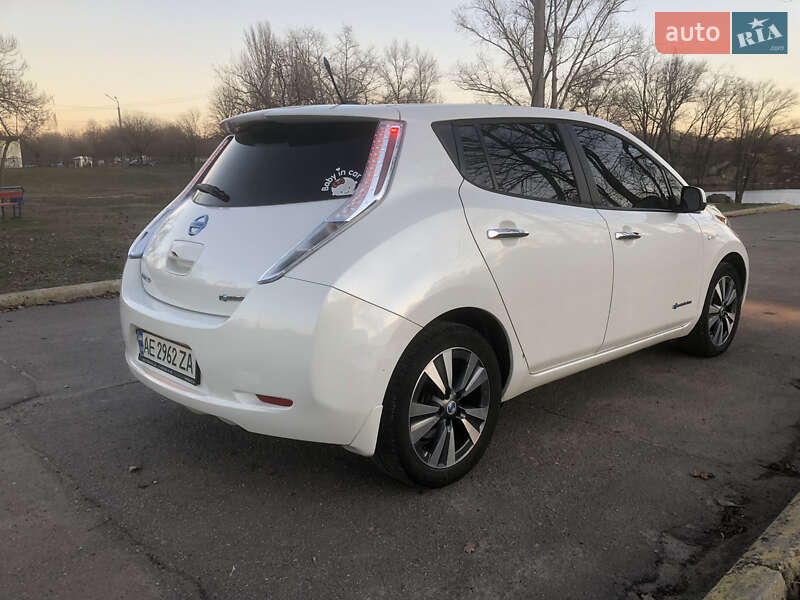 Хэтчбек Nissan Leaf 2013 в Днепре фото 5 Хэтчбек Nissan Leaf 2013 в Днепре