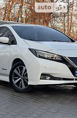 Хетчбек Nissan Leaf 2018 в Тернополі