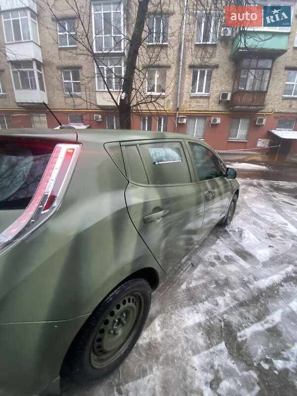 Хэтчбек Nissan Leaf 2014 в Киеве фото 10 Хэтчбек Nissan Leaf 2014 в Киеве