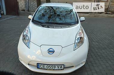 Хэтчбек Nissan Leaf 2015 в Черновцах