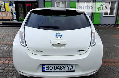 Хэтчбек Nissan Leaf 2014 в Тернополе