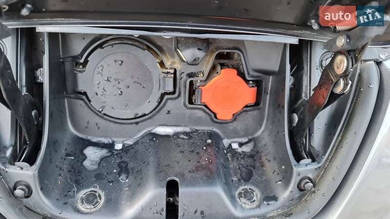 Хетчбек Nissan Leaf 2016 в Дніпрі фото 15 Хетчбек Nissan Leaf 2016 в Дніпрі