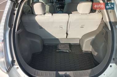 Хэтчбек Nissan Leaf 2013 в Николаеве