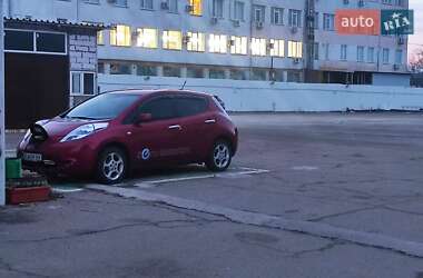 Nissan Leaf 2011