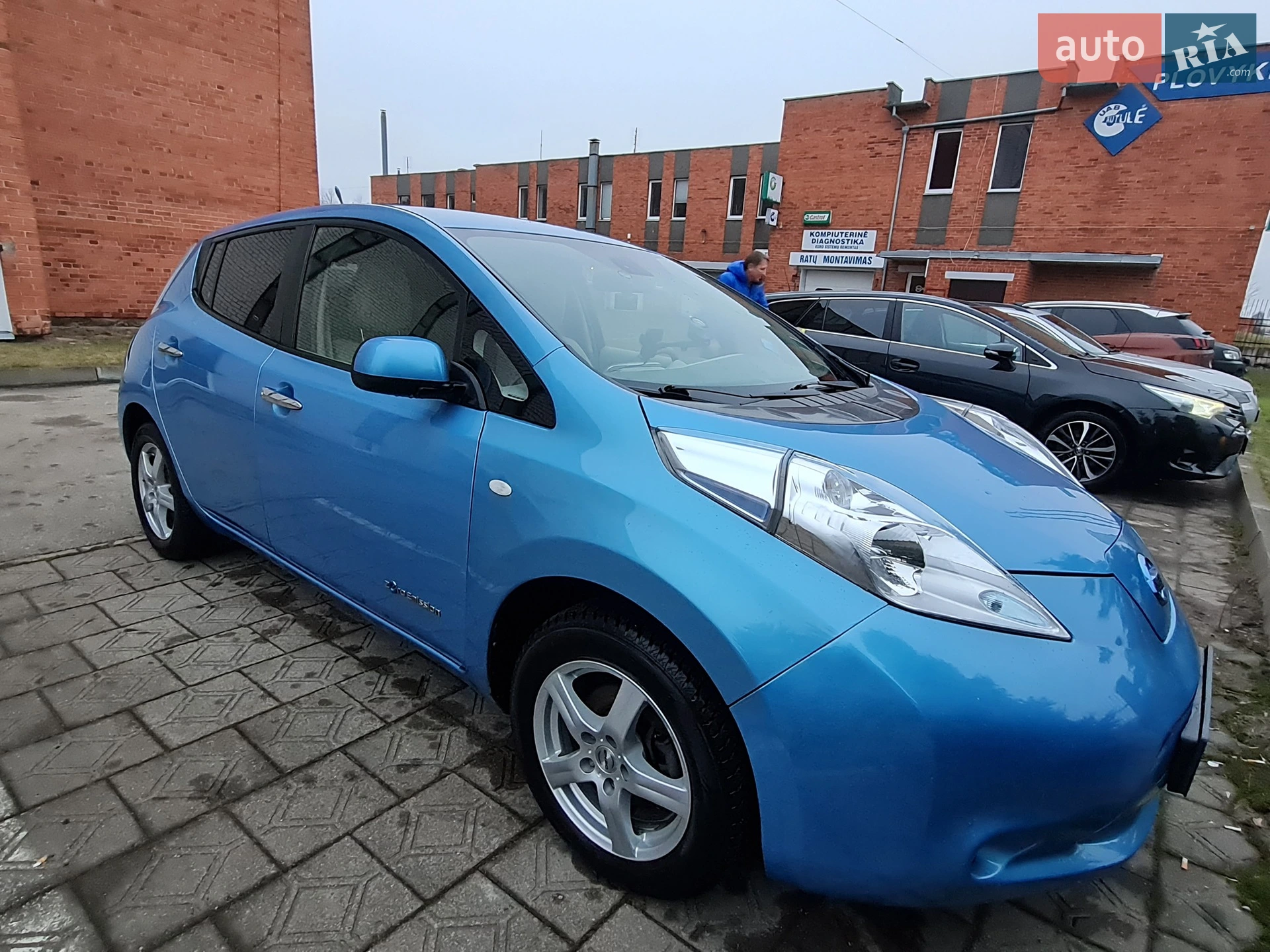 2011 Nissan Leaf - мініатюра 2