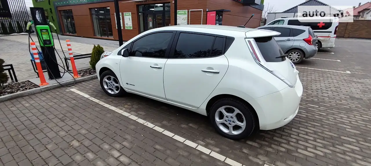 2012 Nissan Leaf - мініатюра 26