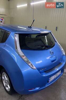 Хэтчбек Nissan Leaf 2013 в Полтаве