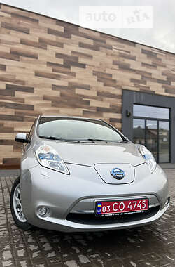 Хэтчбек Nissan Leaf 2014 в Владимир-Волынском