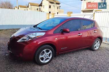Хэтчбек Nissan Leaf 2013 в Одессе