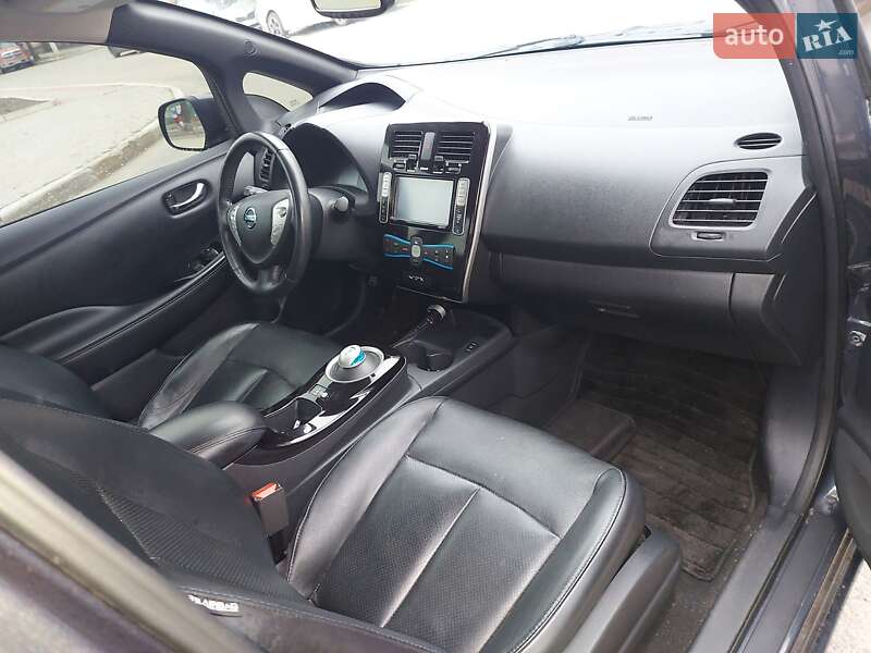 Хэтчбек Nissan Leaf 2013 в Харькове