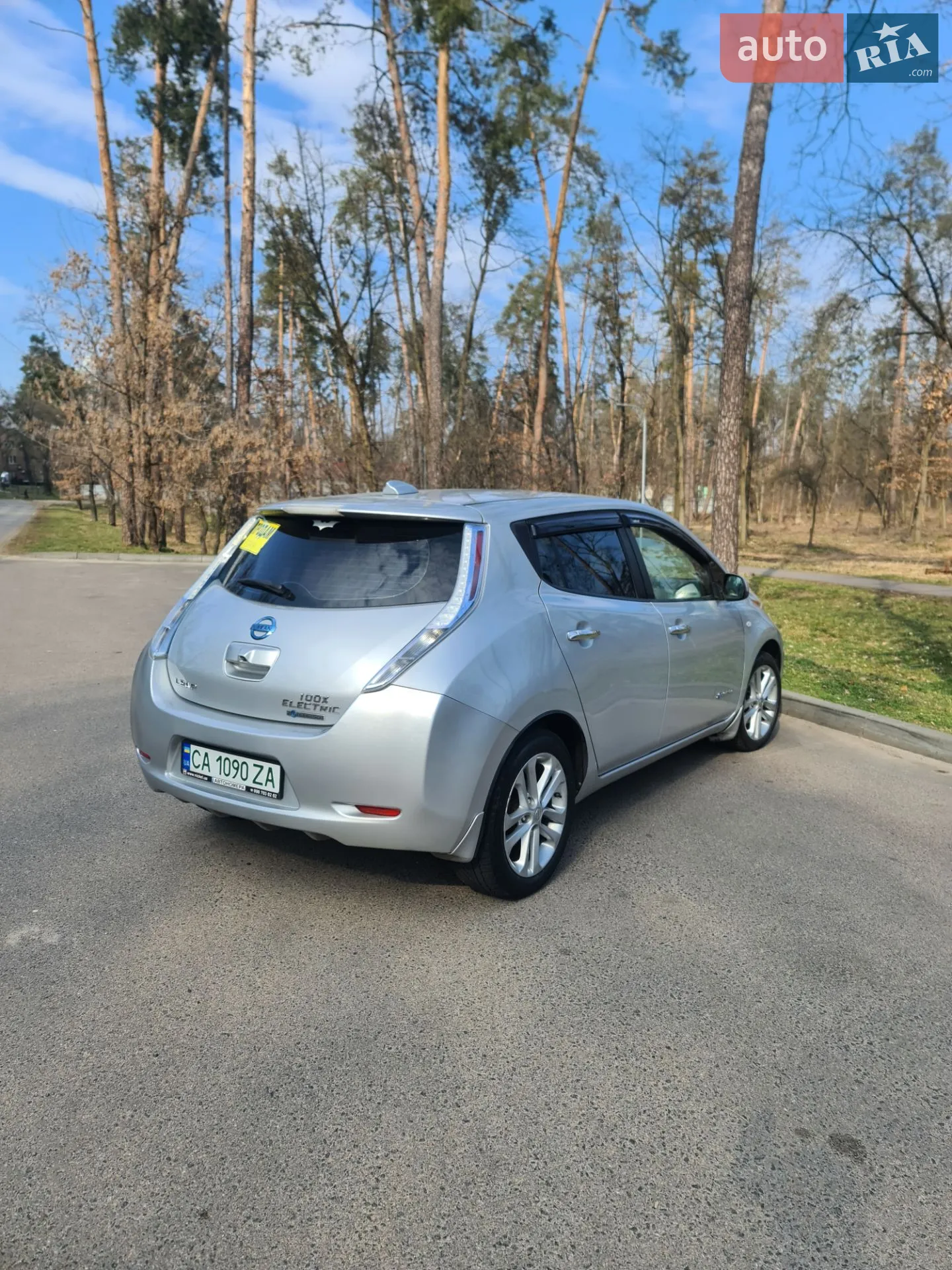 2011 Nissan Leaf - мініатюра 8