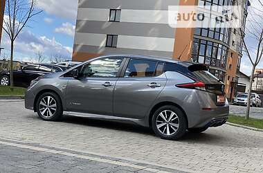 Хэтчбек Nissan Leaf 2018 в Ивано-Франковске