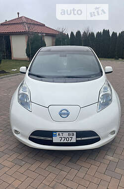 Хэтчбек Nissan Leaf 2013 в Ивано-Франковске