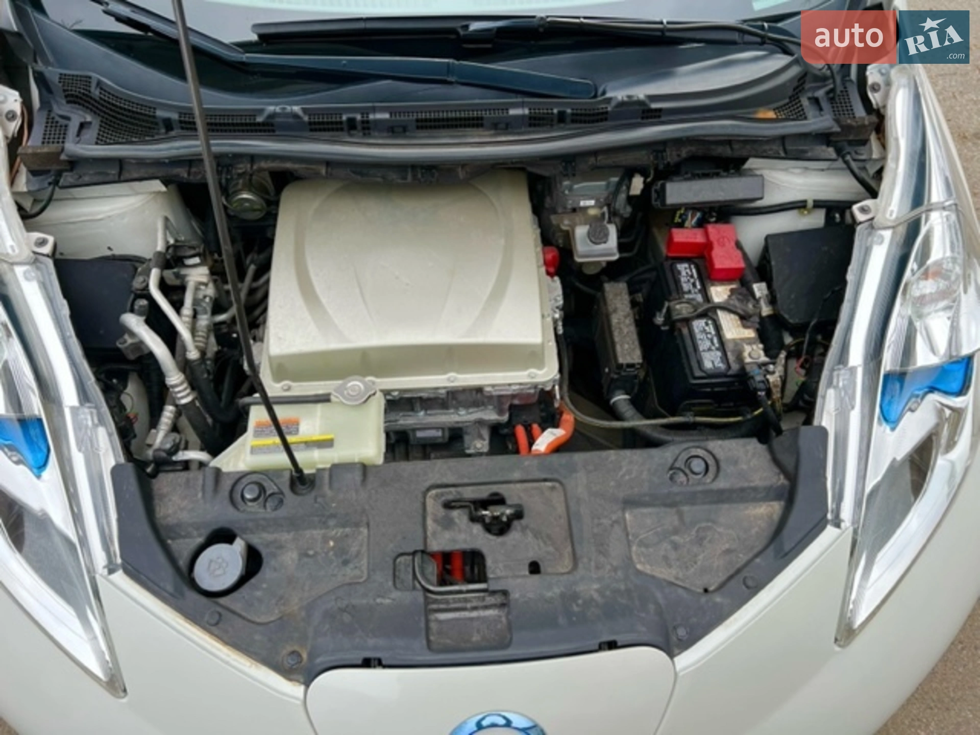 2016 Nissan Leaf - мініатюра 40