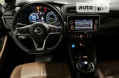 Хетчбек Nissan Leaf 2018 в Києві