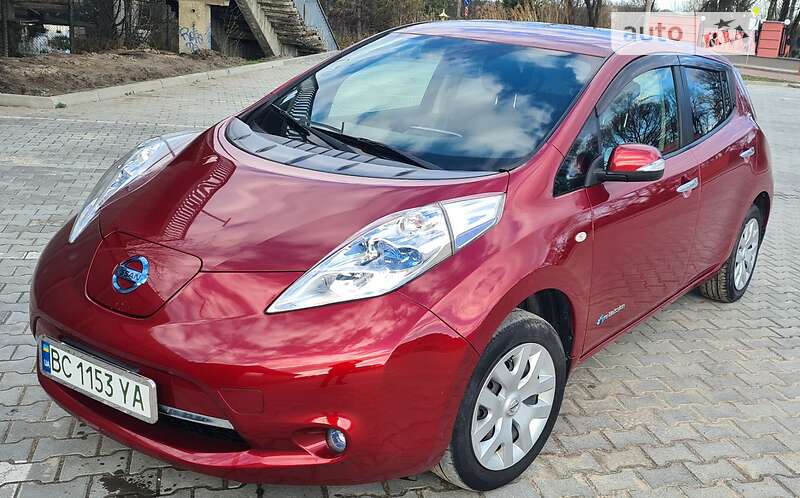 Хэтчбек Nissan Leaf 2013 в Трускавце