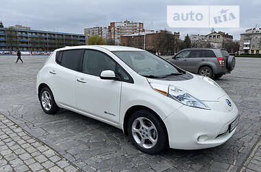 Хетчбек Nissan Leaf 2013 в Кременчуці