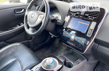 Хэтчбек Nissan Leaf 2013 в Львове