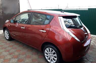 Хетчбек Nissan Leaf 2014 в Херсоні