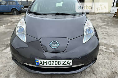 Хетчбек Nissan Leaf 2013 в Коростишеві