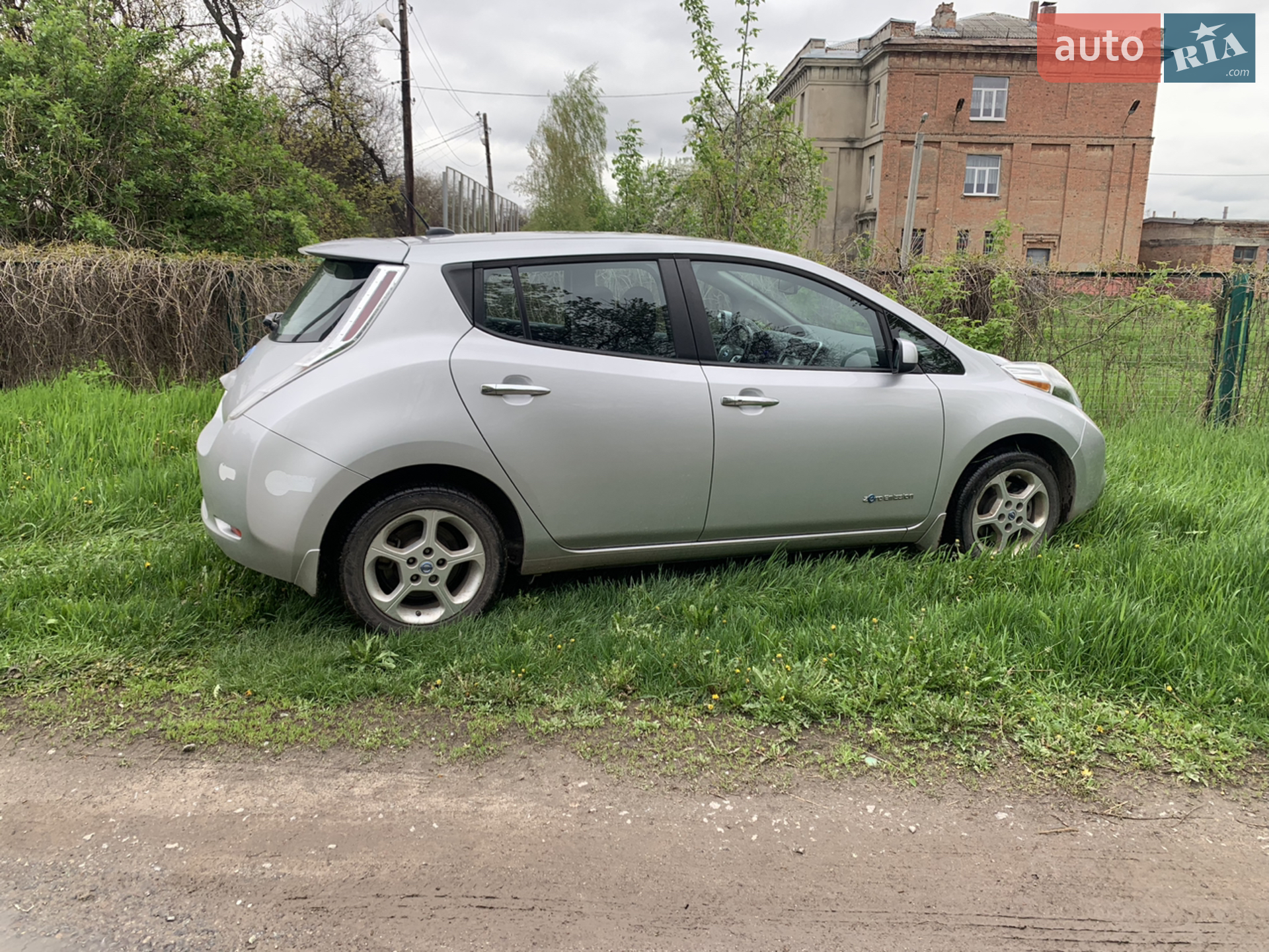 2016 Nissan Leaf - мініатюра 2