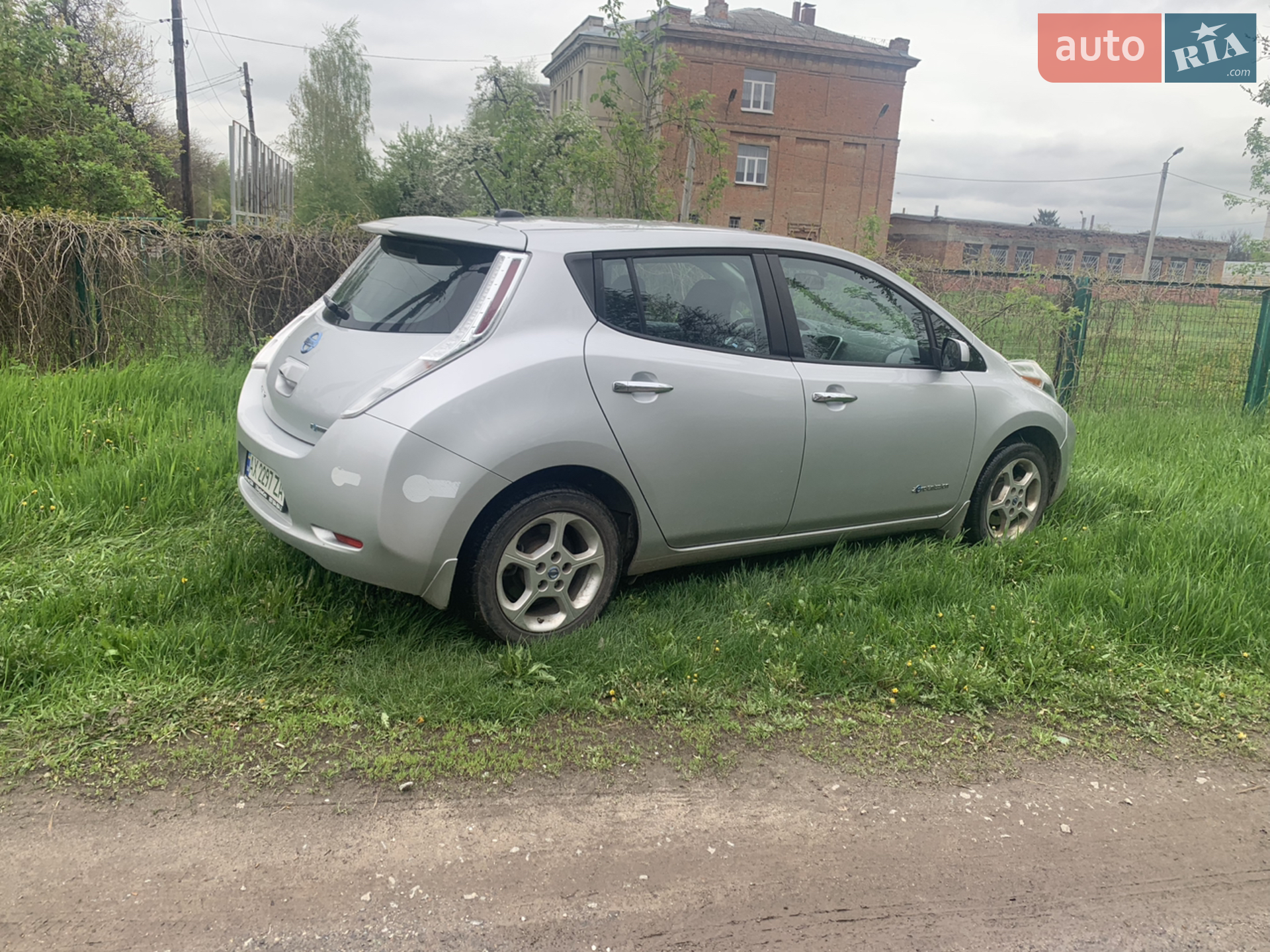 2016 Nissan Leaf - мініатюра 16