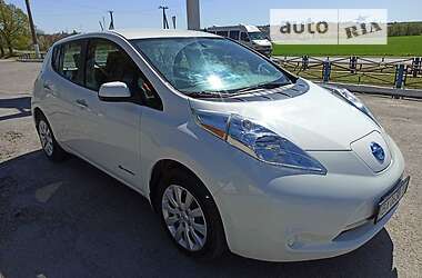 Хетчбек Nissan Leaf 2015 в Хмельницькому