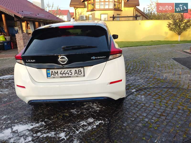 Хэтчбек Nissan Leaf 2018 в Житомире фото 6 Хэтчбек Nissan Leaf 2018 в Житомире