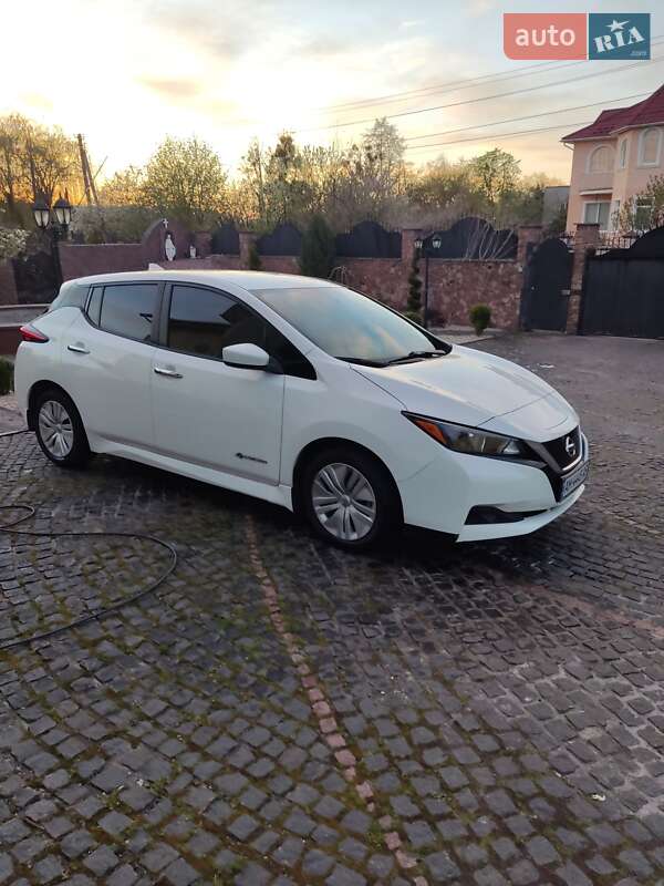 Хэтчбек Nissan Leaf 2018 в Житомире фото 20 Хэтчбек Nissan Leaf 2018 в Житомире