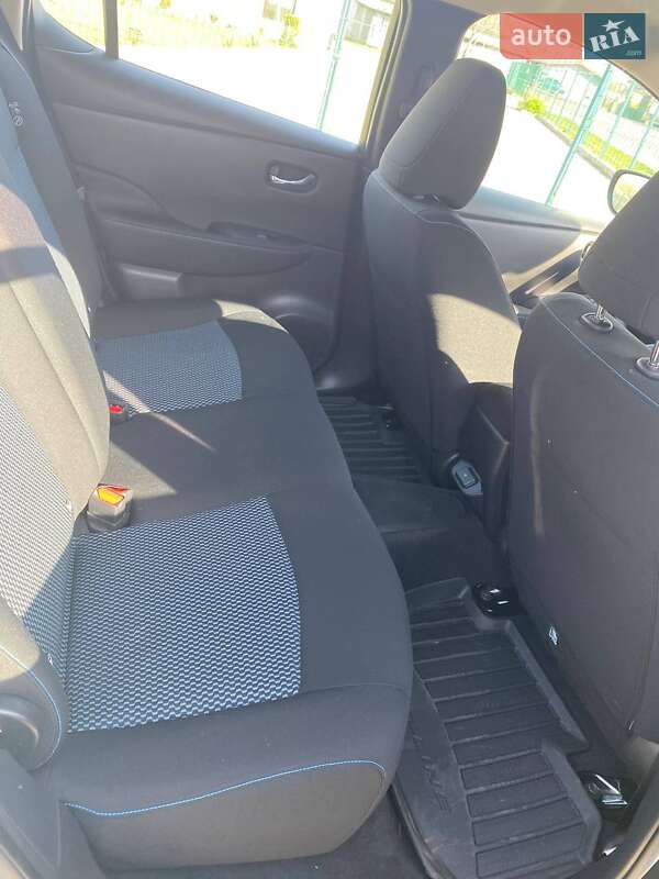 Хетчбек Nissan Leaf 2021 в Івано-Франківську