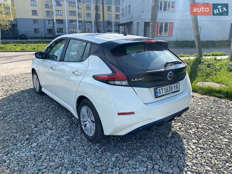 Хетчбек Nissan Leaf 2021 в Івано-Франківську