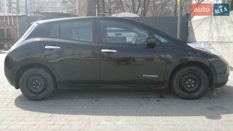 Хетчбек Nissan Leaf 2014 в Харкові