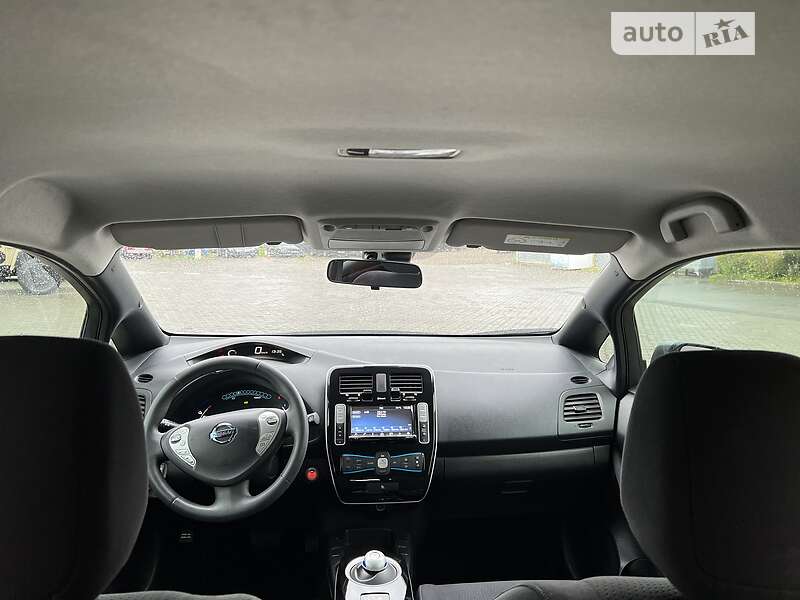 Хэтчбек Nissan Leaf 2017 в Черновцах