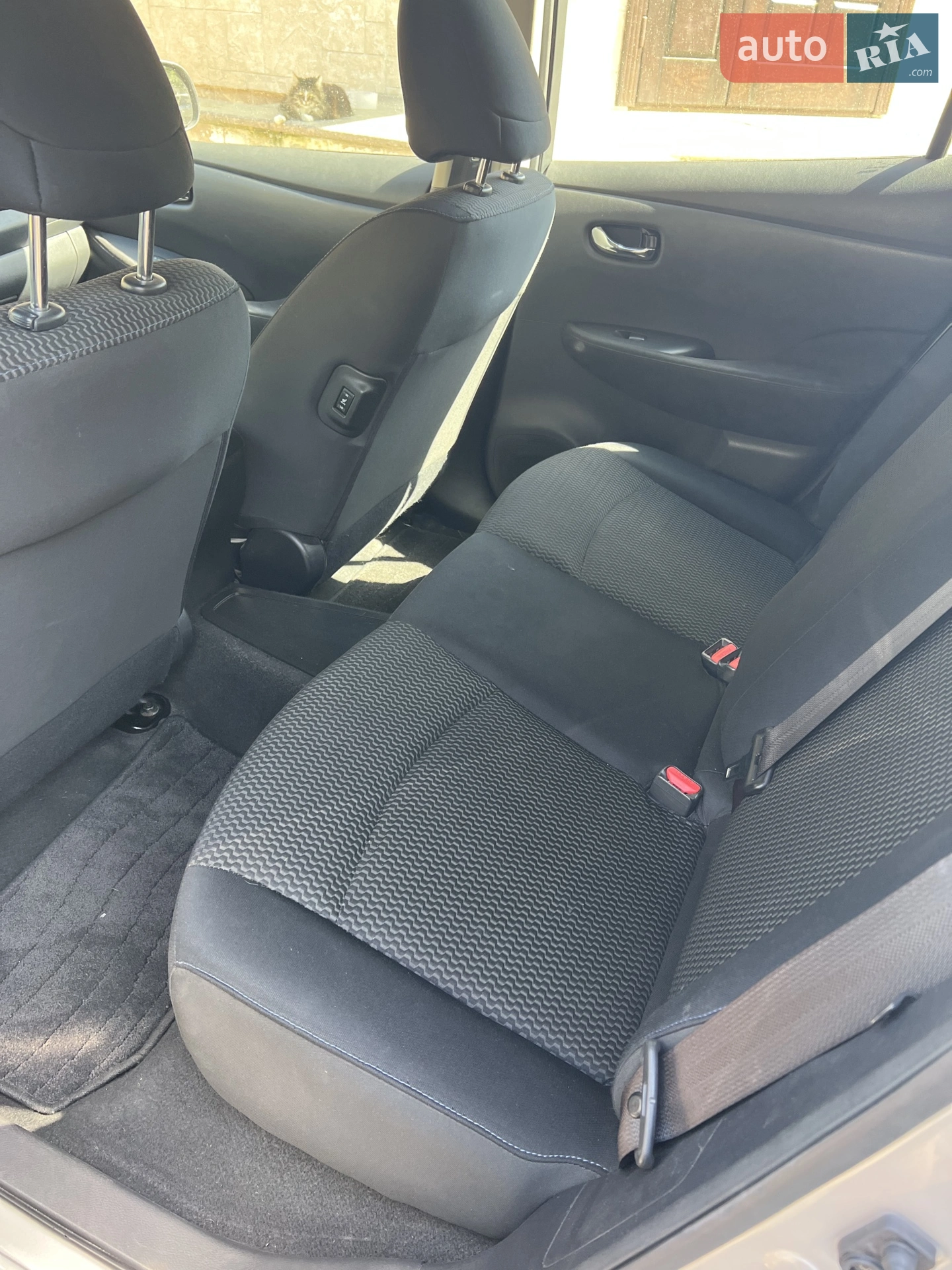 2015 Nissan Leaf - мініатюра 12